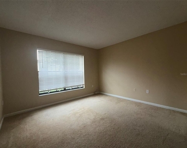3380 Crystal Court E - Photo Thumbnail 10