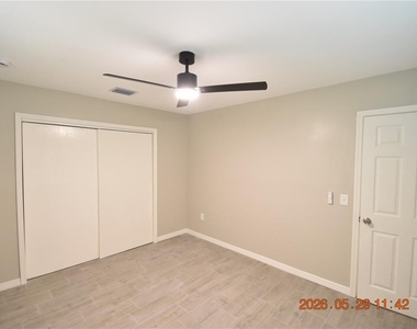4060 N Little Hawk Point - Photo Thumbnail 32