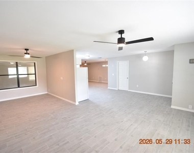 4060 N Little Hawk Point - Photo Thumbnail 4