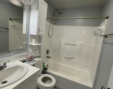 1224 10th Street - Photo Thumbnail 7