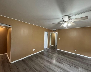 1224 10th Street - Photo Thumbnail 1