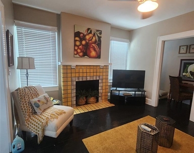 2014 Jackson Street N - Photo Thumbnail 4