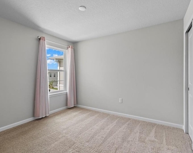 4212 Cloud Hopper Way - Photo Thumbnail 30