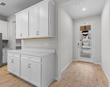 4212 Cloud Hopper Way - Photo Thumbnail 5