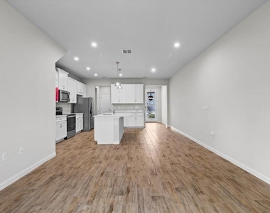 4212 Cloud Hopper Way - Photo Thumbnail 17
