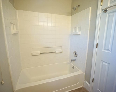 317 W Hanlon Street - Photo Thumbnail 22