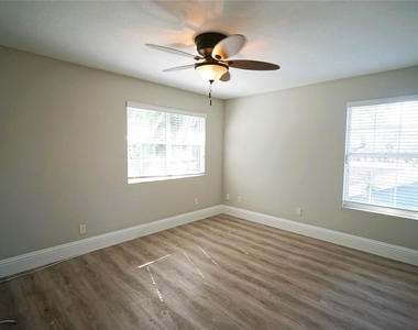 317 W Hanlon Street - Photo Thumbnail 25
