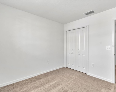 8505 Bella Mar Trail - Photo Thumbnail 30