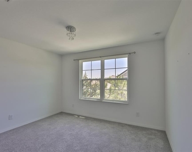3044 Abrams Trail - Photo Thumbnail 13
