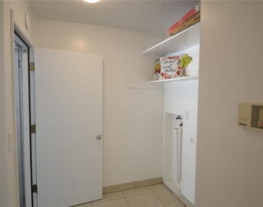 2357 White Oak Circle - Photo Thumbnail 22