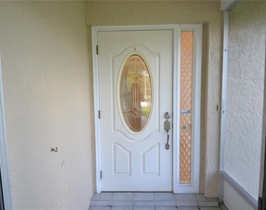 2357 White Oak Circle - Photo Thumbnail 27