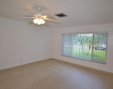 2357 White Oak Circle - Photo Thumbnail 29