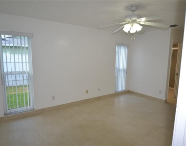 2357 White Oak Circle - Photo Thumbnail 15