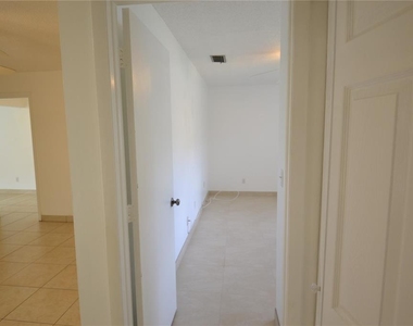 2357 White Oak Circle - Photo Thumbnail 11
