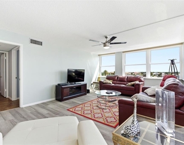 17408 Gulf Boulevard - Photo Thumbnail 30