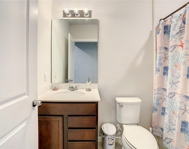 30344 Marquette Ave - Photo Thumbnail 31