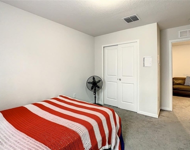 30344 Marquette Ave - Photo Thumbnail 25