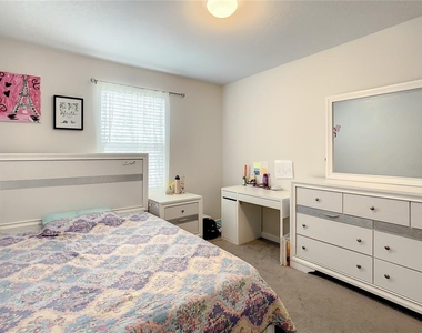 30344 Marquette Ave - Photo Thumbnail 23