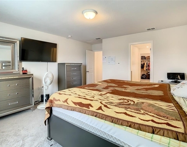 30344 Marquette Ave - Photo Thumbnail 37