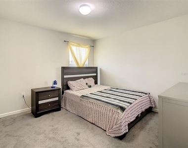 30344 Marquette Ave - Photo Thumbnail 33