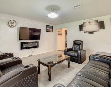 30344 Marquette Ave - Photo Thumbnail 14