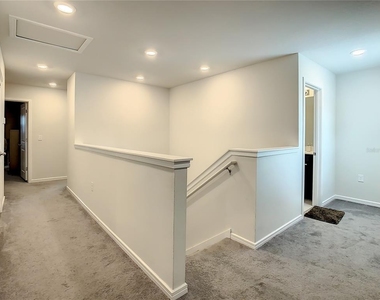 30344 Marquette Ave - Photo Thumbnail 16