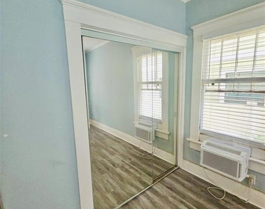 2301 N Jefferson Street - Photo Thumbnail 7