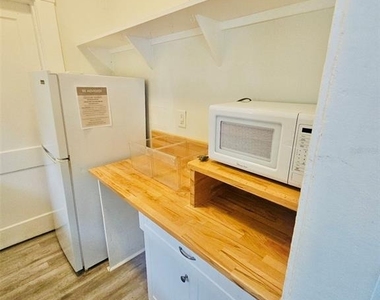 2301 N Jefferson Street - Photo Thumbnail 10