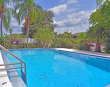 2 N Fernwood Avenue - Photo Thumbnail 10