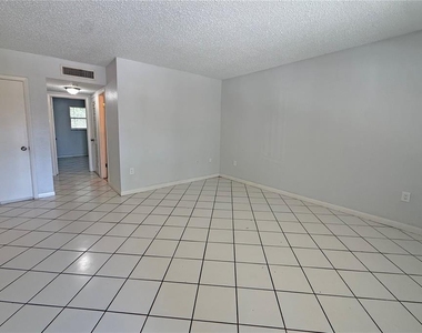 2 N Fernwood Avenue - Photo Thumbnail 5
