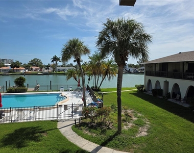 507 Plaza Seville Court - Photo Thumbnail 42