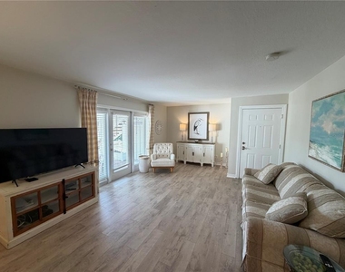 4985 Cobia Drive Se - Photo Thumbnail 5
