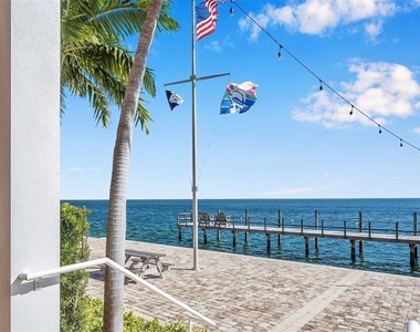 4985 Cobia Drive Se - Photo Thumbnail 32