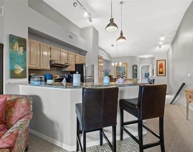 1039 Normandy Trace Road - Photo Thumbnail 6