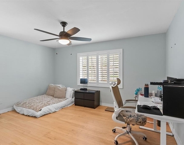 4104 W Knights Avenue - Photo Thumbnail 25