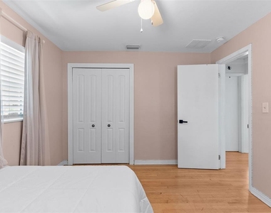 4104 W Knights Avenue - Photo Thumbnail 22