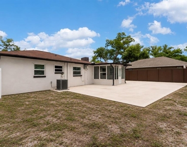 4104 W Knights Avenue - Photo Thumbnail 29
