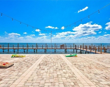 3889 Pompano Drive Se - Photo Thumbnail 77