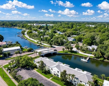 3889 Pompano Drive Se - Photo Thumbnail 1