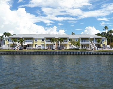3889 Pompano Drive Se - Photo Thumbnail 41