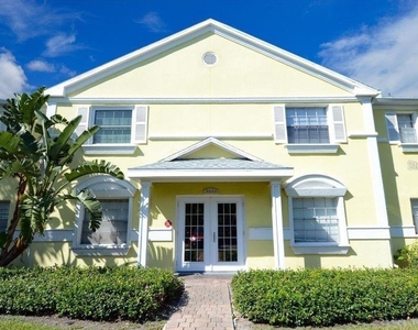 3889 Pompano Drive Se - Photo Thumbnail 3
