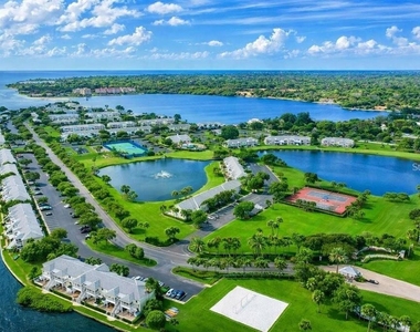 3889 Pompano Drive Se - Photo Thumbnail 97