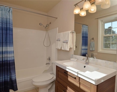 3889 Pompano Drive Se - Photo Thumbnail 20