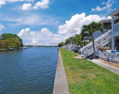 3889 Pompano Drive Se - Photo Thumbnail 42