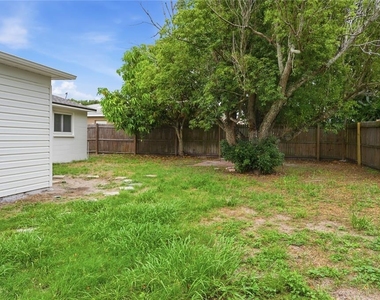 6338 Aberdeen Ave - Photo Thumbnail 27