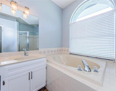 4801 Augusta Avenue - Photo Thumbnail 17