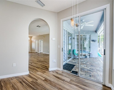 4801 Augusta Avenue - Photo Thumbnail 12