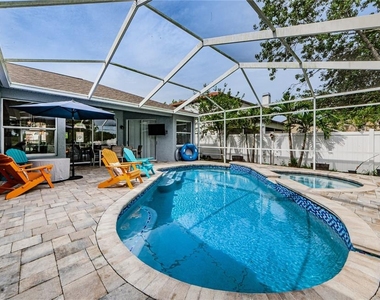 4801 Augusta Avenue - Photo Thumbnail 31