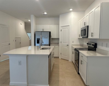2358 Paravane Way - Photo Thumbnail 15