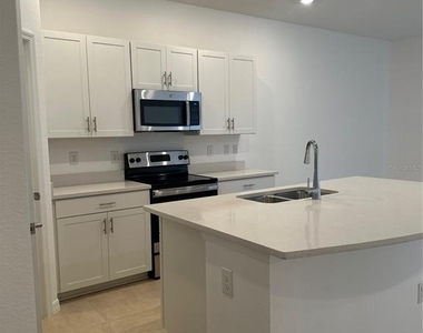 2358 Paravane Way - Photo Thumbnail 11